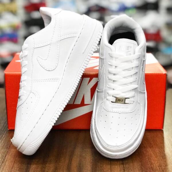 Nike Air Force 1 ALL WHITE