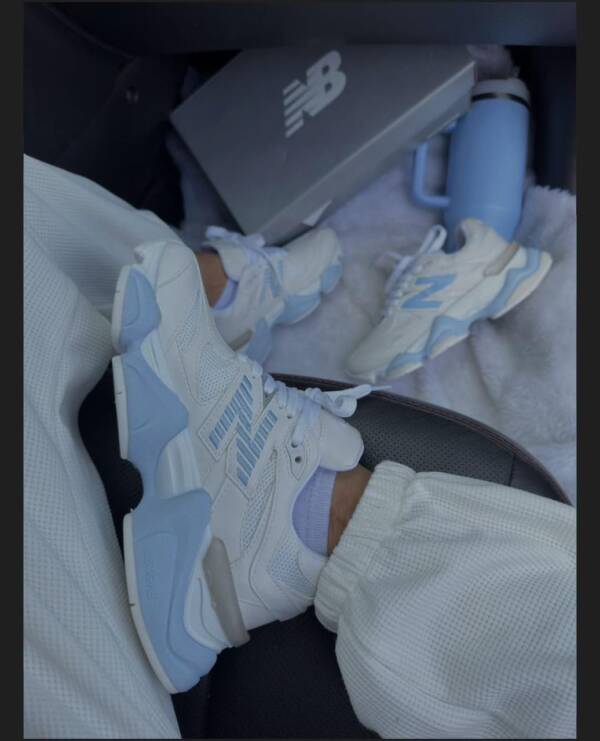 New Balance 9060