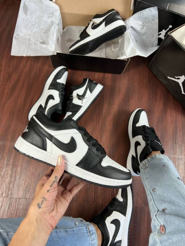 NIKE JORDAN LOW 1