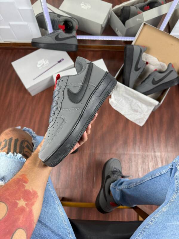 Nike Air Force Grafite/Preto